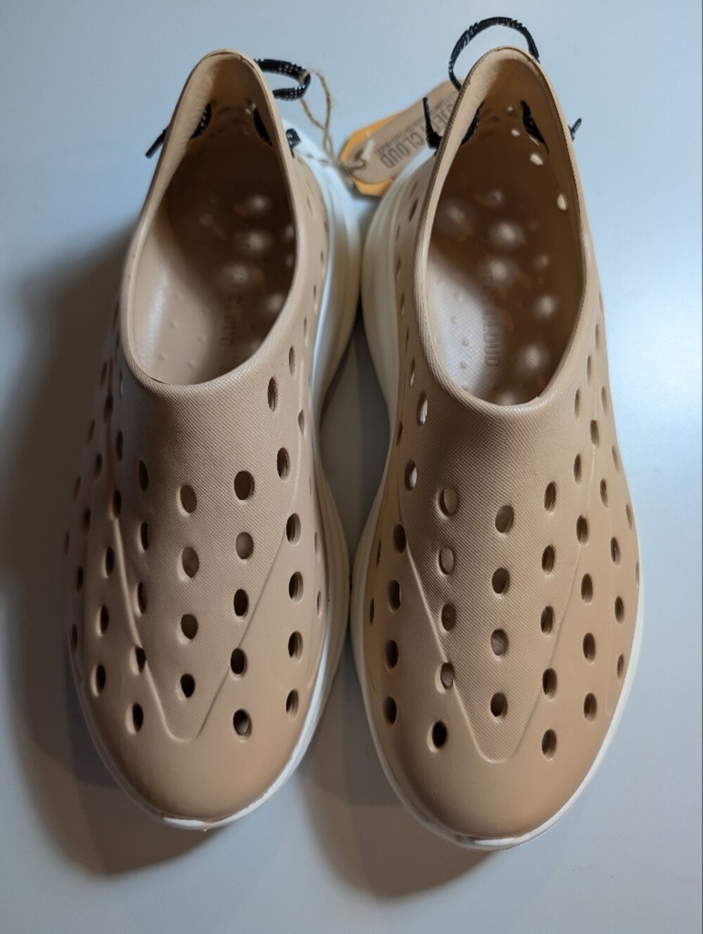 Project Cloud Light Beige Women's Slip-On Perforated Comfort Shoe 8.5M/10W NWT